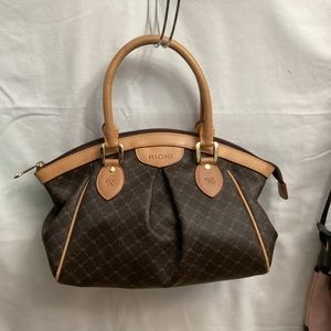 Rioni Pleated Dome Satchel